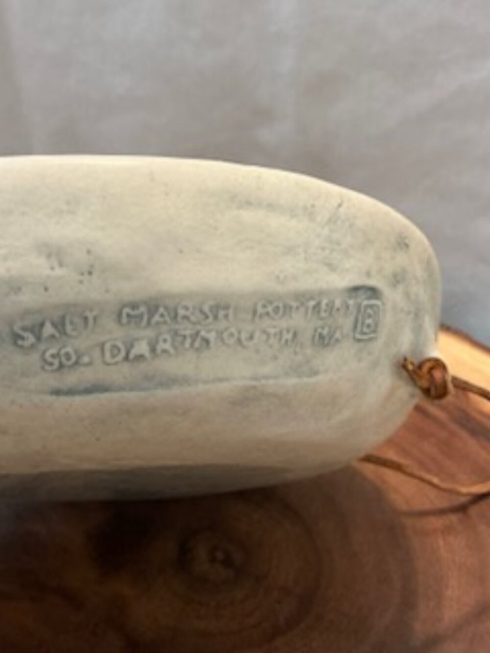 Salt Marsh Pottery 'Scilla' Bowl - Picture 2 of 4